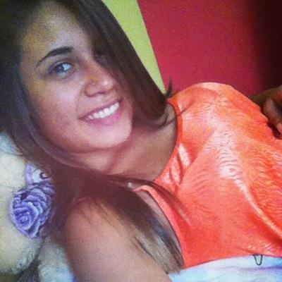 Instagram: rafaiela_