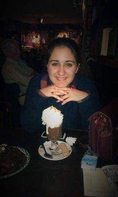 piaoliang94's profile picture. 1994. La felicidad la dan las buenas compañias y los vicios bien elegidos... ;)