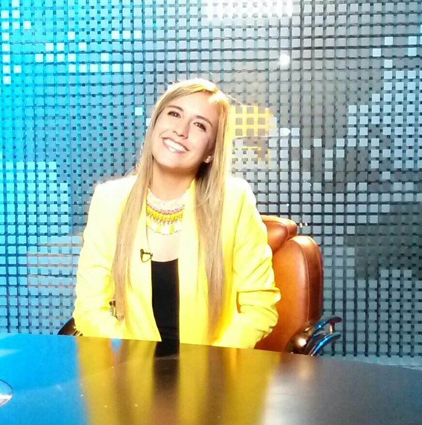 Comunicadora Social y Periodista. Amante de la estrategia digital. Todo lo puedo en Cristo que me fortalece❤️ Reel: https://t.co/OLmVVhx9Fz