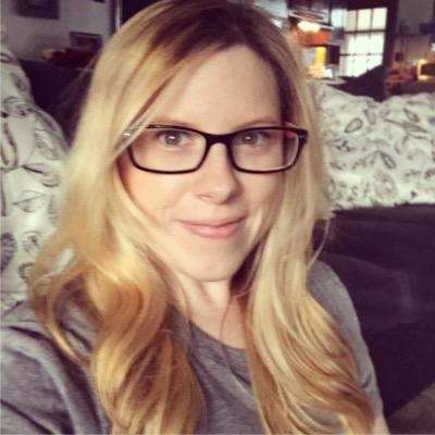 trishrenee1221's profile picture. hairstylist, mommy, nerd