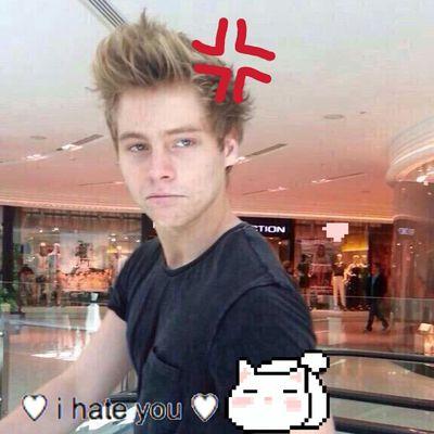 im a cute little kitty with a big imagination                                                    rp/fl