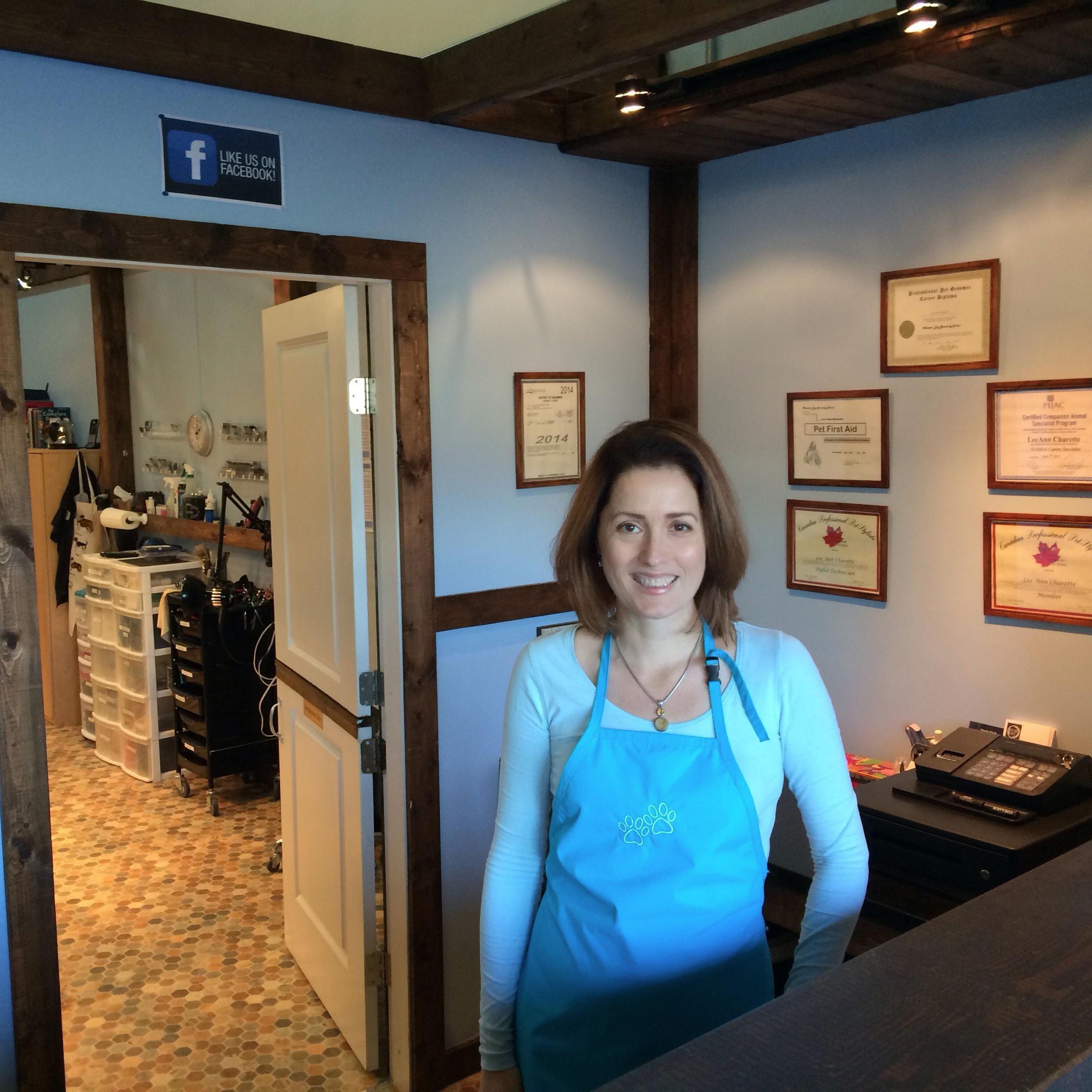 lee_charette's profile picture. Hello I am a certified dog and cat groomer.