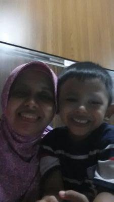 fadilla_am's profile picture. 