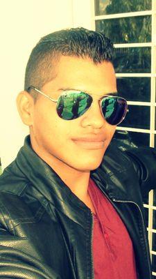 tengo 20 años muy sexi amoroso trabajador ..mi celular 04161035492.mi pin 7EE66FCA