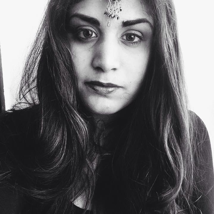 vas happenin
favorite boy: zayn malik/// otra tour march 2k15, met zayn, louis, liam, and Josh devine ; youre the closest ill get to being close