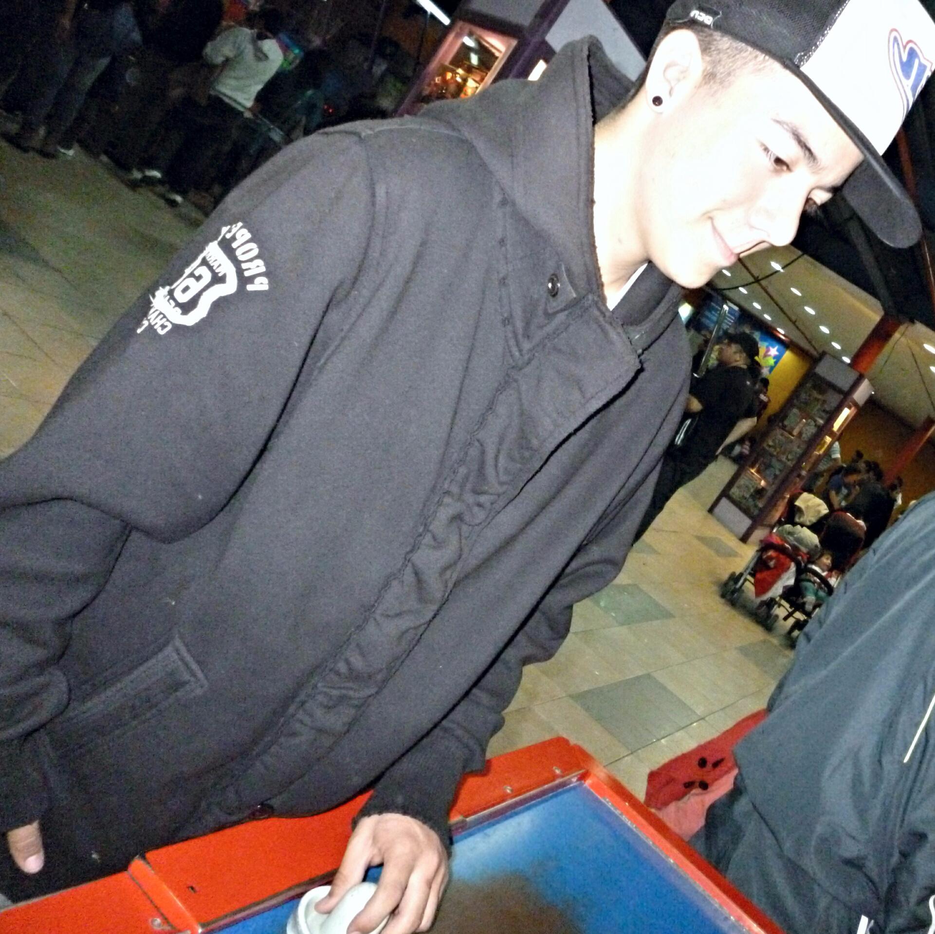 sofia : te amo mucho mucho mucho mucho pero mucho 
yooo tu novio :) ♥ I&S.