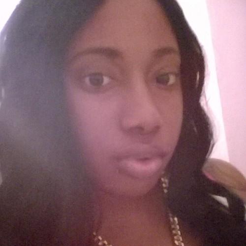 Just a hard working woman trying to make it.. Follow and will follow back ✌.