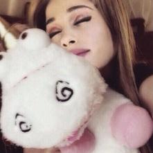 since i gave you a free follow, can you plz Rt or Fav @JackJIsBabeAsf 's latest tweet?! plzzz
