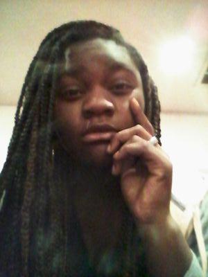 i love to sing and dance 
in my free time i like to read and draw