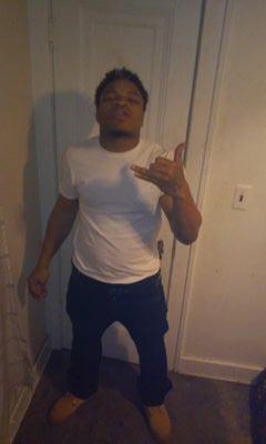 The king of Z8NE me nd niggaz shoot to kill Don't fuck with me if u not real