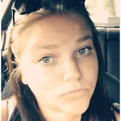 nell_bell10's profile picture. 