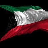أنا إنسان مع نفسي قبل لا اكون معك إنسان لـي مبـدأ ولـي نظـرة تحكمني قناعـاتي أحاسيسي حقيقـه ثابته بالوصل والهجران أنا طبعي اذا حبيت .. أحب بكل حـالاتي