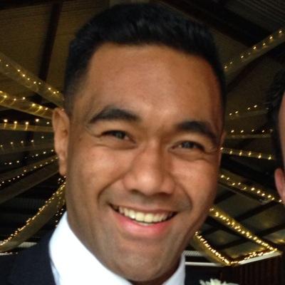 simikefu's profile picture. Journalist