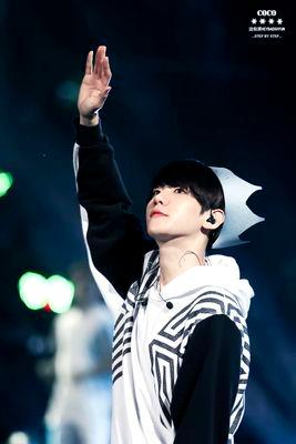 ใจดีฟอลกลับแอคหลักน้า @parkyoda92_ ขอบคุณคร้าบ