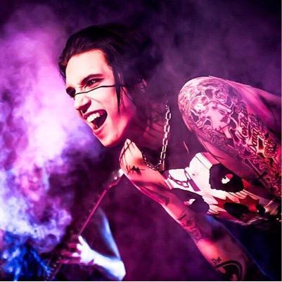 XAlluringAndyX's profile picture. With the band meeting all my fans, thank you to all of you. Without you guys this wouldn't be possible. Kim has the arrow to my heart. [RP/OC/Claimed/Straight]