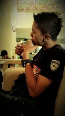 AgoezBuzzterz's profile picture. play hard - play smart - stay loud