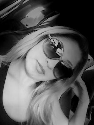 FanyLizz's profile picture. 