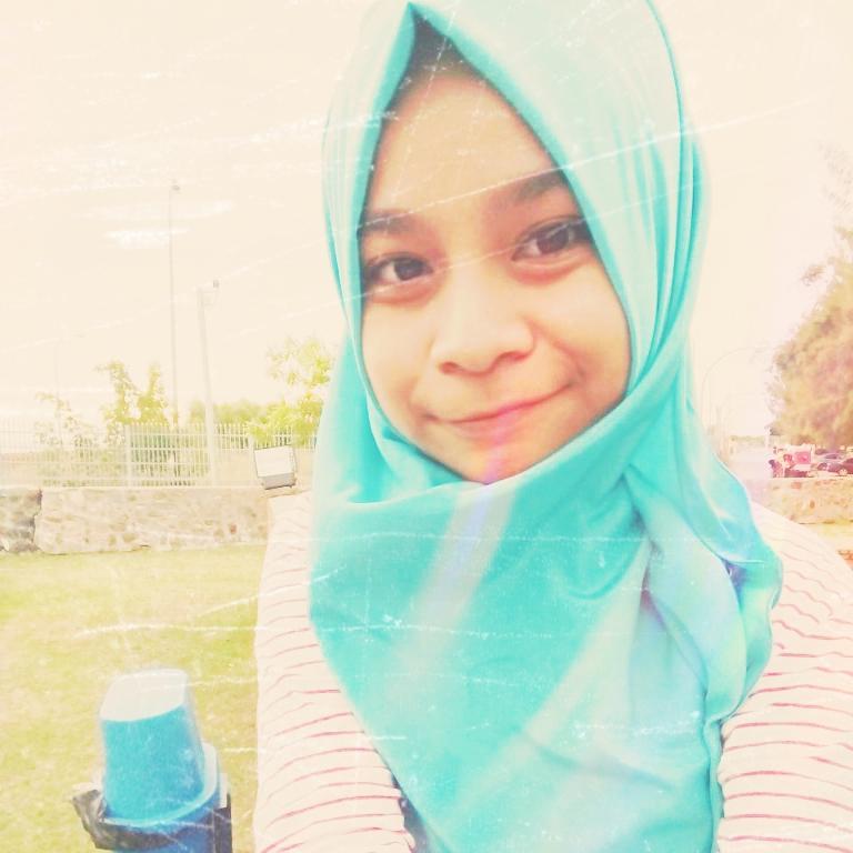 LALALALALALALALALALALA
Apa ? Aku yang Happy kau sibuk pehal ?!