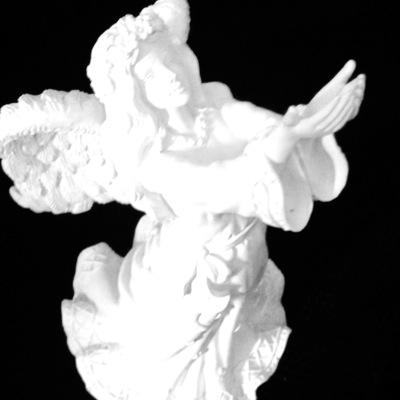 PSYCHIC/MEDIUM/READINGS Inheritted girfted lady READINGS BY EMAIL ,PHONE PARTYS 5 or more host recieves reading half price contact patsys Angel for more info