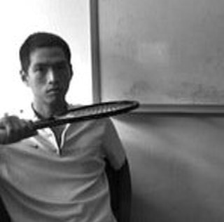 I play tennis. Well, I try to.