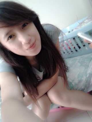 lesss add ya...facebook ... briesta leoni anjani..wechat ..briesta551 skepy ...briesta551 cowok larang masuk