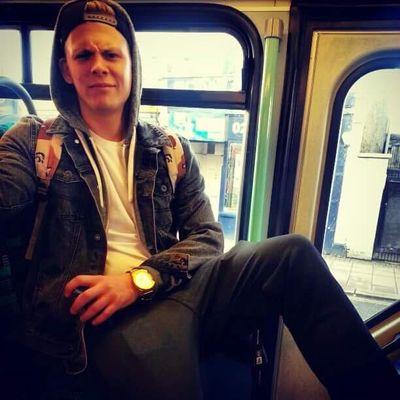 Ella_Rixton's profile picture. I hit my tweet limit so here I am