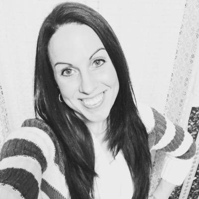 Lover of Health, Fitness, Clean Eating, Music, Road Trips, Jesus & Family!
I'm a Health & Fitness Coach and Depression, Anxiety & Anorexia Conquerer!
