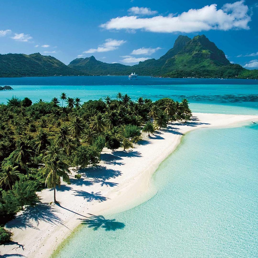 #Tourisme Ce compte retweete des photos d'#hôtels haut de gamme luxe du monde entier pour vous donner des idées de photos et de tweets. (Compte @DeniseGuerini)