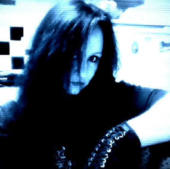 Trashbrat13's profile picture. Beer guzzling rock bitch. Also site creator of Ultimate Rockerz..join us!

Facebook: https://t.co/Nvvkdz3d