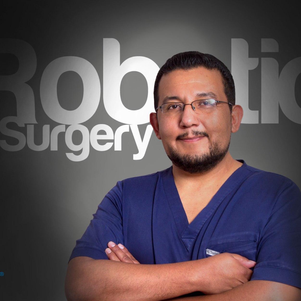 Minima Invasion, Cirugia Robotica & Bariatrica Director de Surglap ®