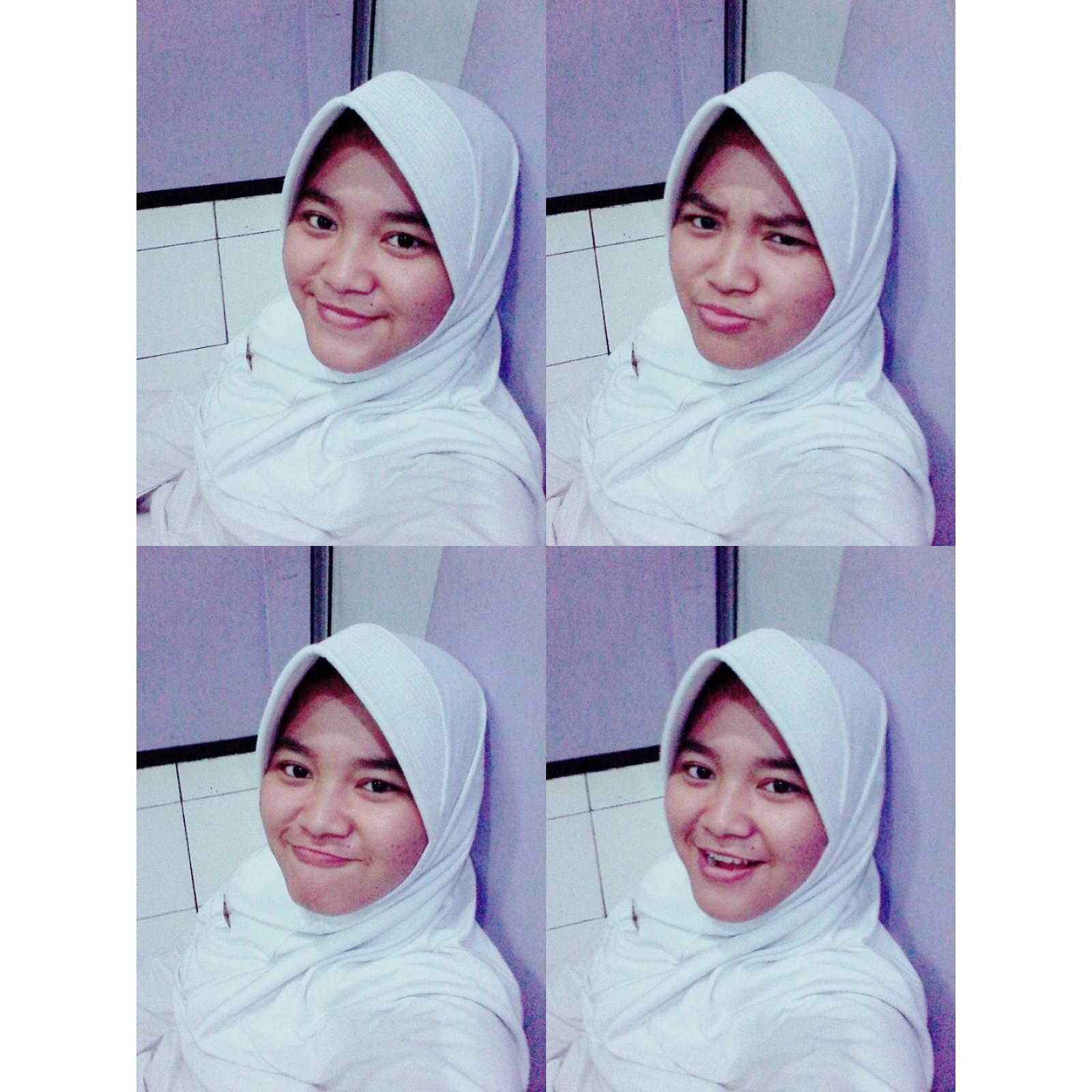 indahdwiR_'s profile picture. my name is Indah Dwi Rahmawati .. 
Follback ? Just mentions :)