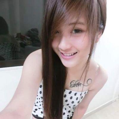 Follow aja dulu siapa tau jodoh :-* || Si centil yg doyan nyemil :D