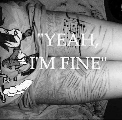 † no te duele cortarte, me duele mas sonrreir †