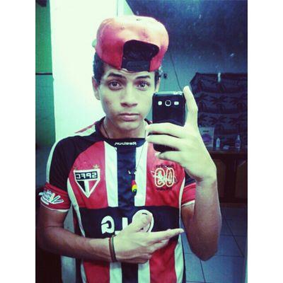 Nem Tudo Que Parece e .. 
⭐ Sao Luis-Ma
- 
Relacionamento serio
 Torcedor Tricolor ❤