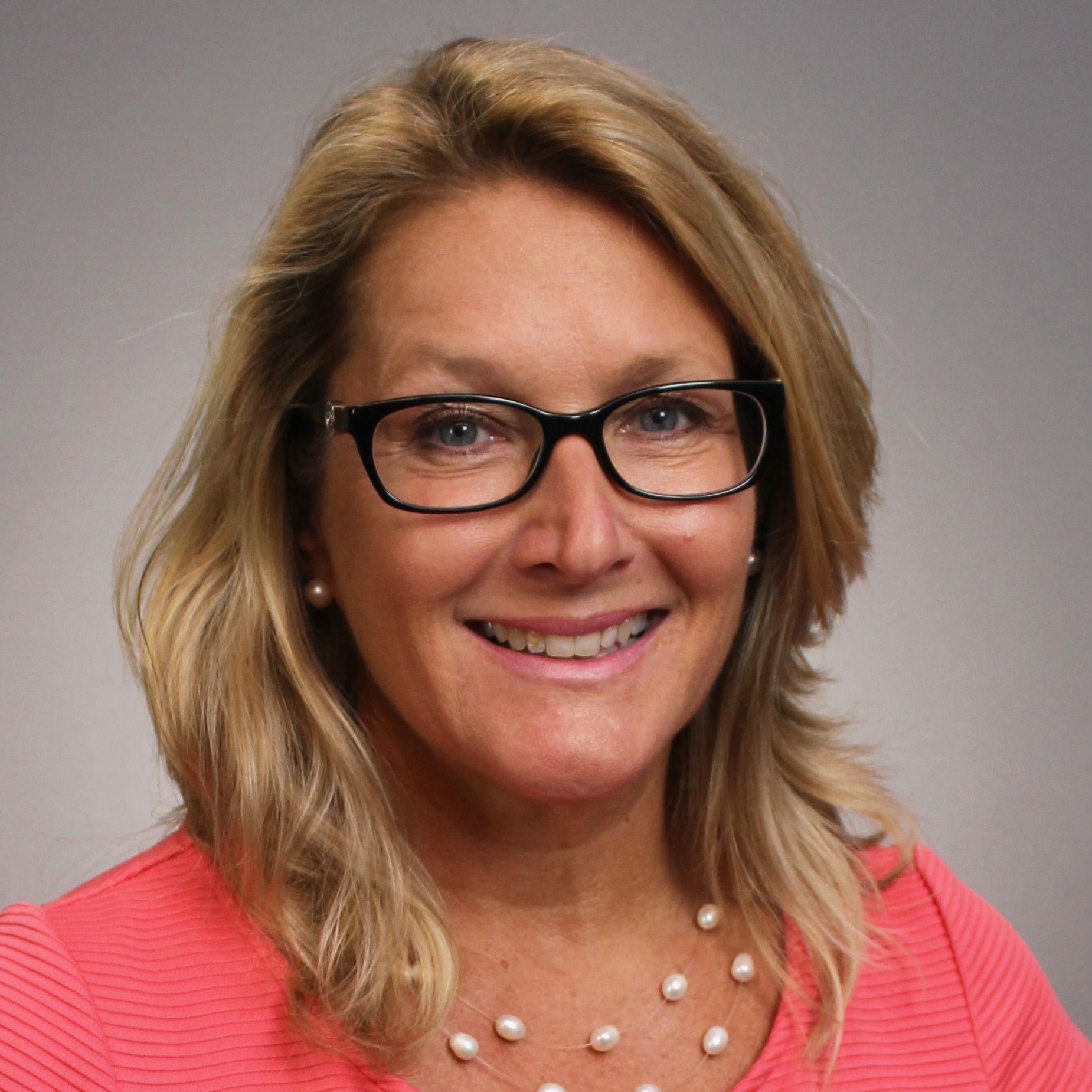 Recruiter at the University of @NotreDame during the day | Mom | Wife |  Happiness seeker |