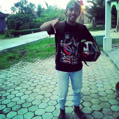 bukan artis | bukan begal | Ig : AR_Lazuardy | path : A.R Lazuardy | pin : 513c6965
rock never die