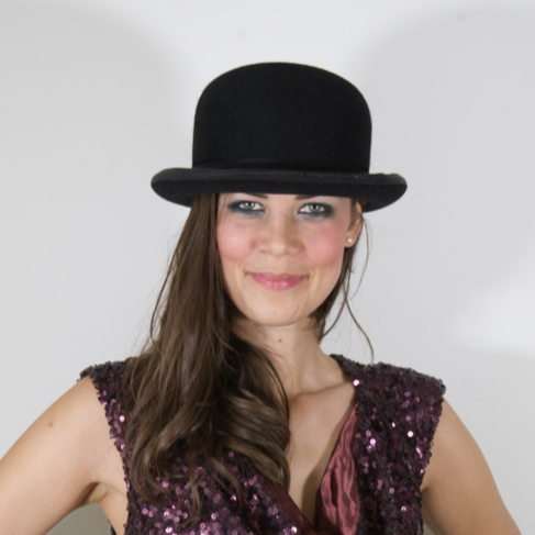 SavannahAlalia's profile picture. Get UNSTUCK 🙌🏻 Move Your Fascia & Feelings 🤍 ✪ High Functioning Humans POD ✪ Transformative FACE Programs 💃🏻