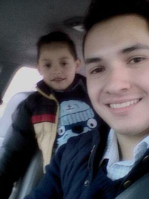 PepeLondines's profile picture. fiestas restaurantes y conciertos a las 10 de la noche y al final de la función el mejor seductor...