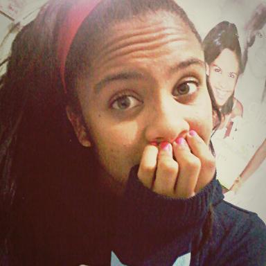 Canceriana, estudante de Contábeis, baiana, 17 anos ;D