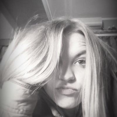 dimitrakechagia's profile picture. 