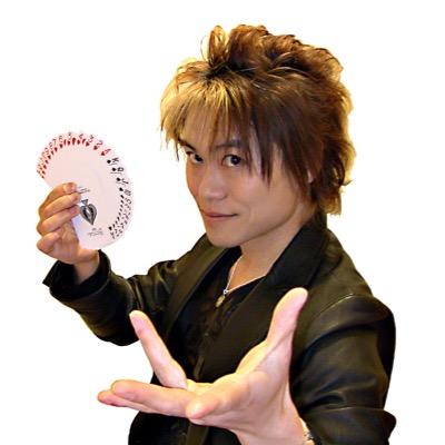新潟県出身プロマジシャン Magician-KAZ(マジシャン・カズ) 。全米マジック協会・会長賞受賞 。マッスル ミュージカル ゲスト出演 。ハリウッド映画「プレステージ」新潟県イメージキャラクター 。パフォーマーとしてだけでなく様々なイベントをプロデュース!
