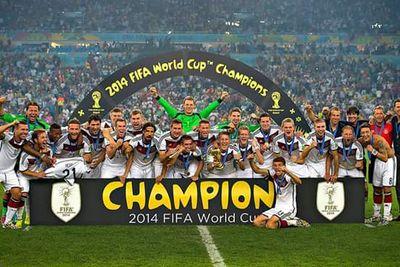 Abogado, fanático del Fc Bayern München y el metal progresivo...