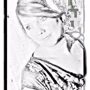 angelakellybray's profile picture. 