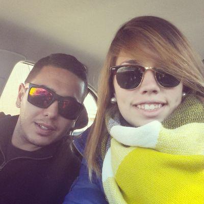 Y,de repente, llega esa persona que rompe todos tus esquemas y te hace sonreir con la mas mínima tontería. Mi chico, lo mejor 8.