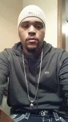 moneyphat2's profile picture. 