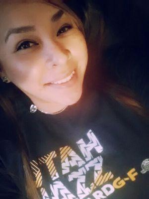 ernise_m's profile picture. 