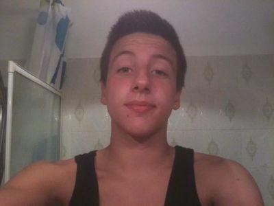 db17e8b2471f4ac's profile picture. 