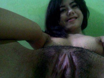 yanti90157957's profile picture. 