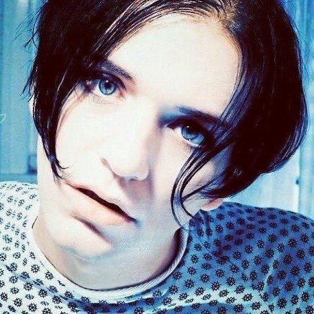 FemLittleBitch's profile picture. Молка, книги, макияж