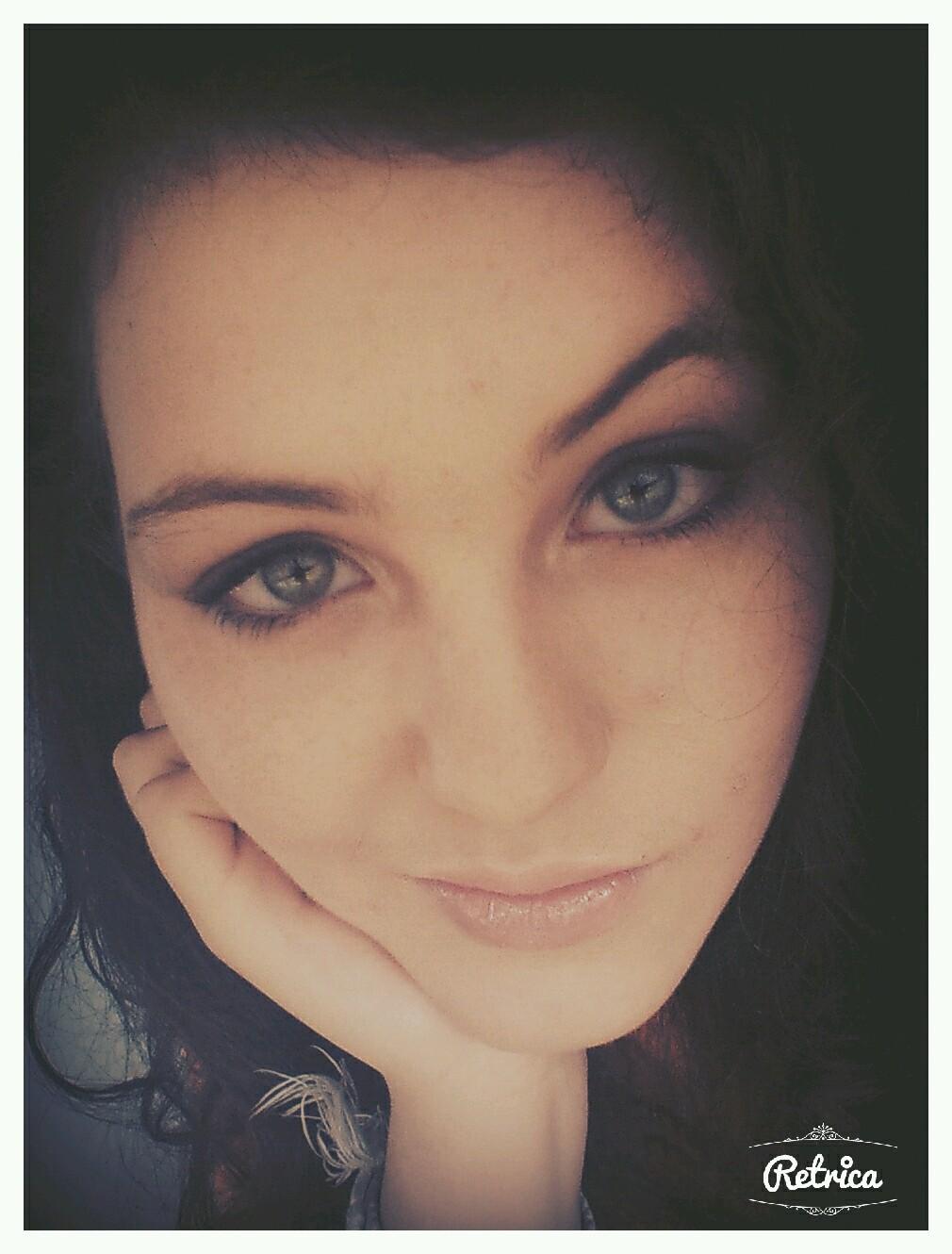 Ceporra e carroucheira, de sempre. Poetisa se me obrigan. Elementary. #ENamais